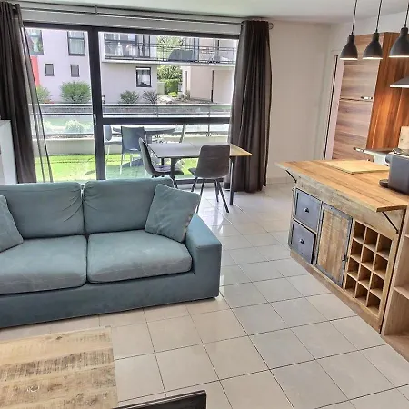 Lumineux A Avec Terrasse, Parking Et Wifi - 5 Min Du Centre - Fr-1-722-1 Apartment