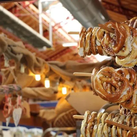 Lumineux à Avec Terrasse, Parking Et Wifi – 5 Min Du Centre - Fr-1-722-1